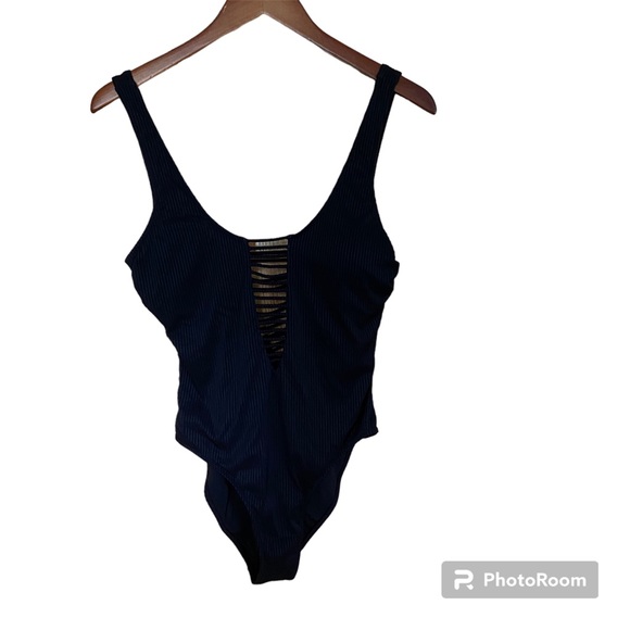 YMI Black One Piece Tank Swimsuit w/front & back cutouts - Size L Large NWT - Picture 5 of 10